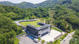 더존그룹 관계사 더존비앤씨티, 반려견·반려인 교감하는 강아지숲 그랜드 오픈