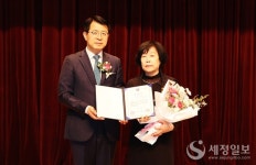 광주국세청, 58회 납세자의 날 기념 행사…산업포장‧대통령 표창 등 72명 포상