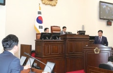 비자림로, 차량 포화 사고 위험 높아