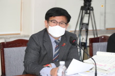 임대료만 연 10억…복지 통합청사 필요