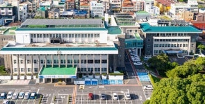 저소득층 지원 간병 인부임 현실화 필요