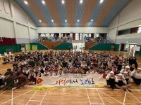 전쟁과 학살, 슬픈 기억 속에서 피어난 평화의 노래