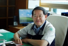 BB+/부정적 신영, 매출-수익 낮아지고-투자-차입 부담 높아져