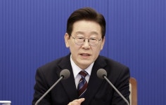 李대통령 코리아 프리미엄으로 나아가야...·주가누르기 방지법 뒷받침