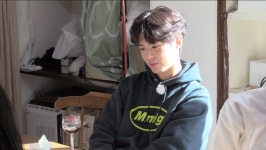 효리네 민박2 박보검, 햇살 아래서 독서 중 스르륵…영화 그 자체