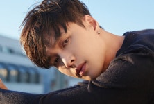 엑소 레이, 美 데뷔앨범 나나마나 19일 전세계 공개