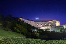 한여름밤의 야외 낭만축제...코오롱호텔 문라이트 페스티벌 개최