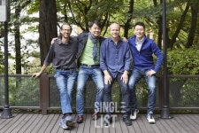 [포토] 송영훈, 해외 첼리스트 친구들과 신보 프롤로그 발매