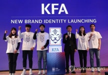 19년만에 韓축구 상징 백호 새 단장...KFA 新 BI 공개