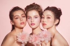 디어달리아, 봄 메이크업 제안...블루밍 에디션2 선봬