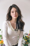 한소희, 부부의 세계 인기 힘입어 배럴핏 뮤즈 선정