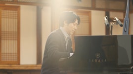 이루마, 한옥 온라인 콘서트로 코로나블루 훌훌