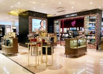 돌체앤가바나 뷰티, 롯데百 본점 매장 오픈...신박템 2종 제안