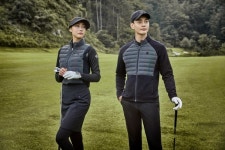 올 가을, 라운드룩도 시크하게…레노마 골프, '엣지블랙' 커플룩 제안