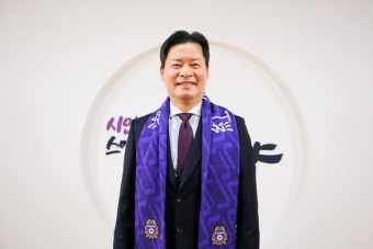 FC안양, 초대 감독 이우형 재선임 
