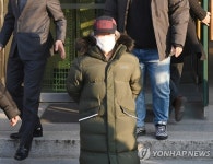 조두순 출소에 패딩 브랜드 날벼락 유감·당혹...모자이크 처리 부탁