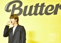 [포토] 방탄소년단 진 버터로 컴백