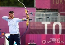 [도쿄올림픽] 양궁 김우진, 개인전 16강 안착...31일 경기