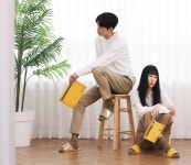 게릴라즈, 폐장판 재활용 업사이클 패션굿즈 선봬