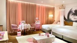 딸기농장→미미인형 객실…호텔가, 새해맞이 이색 컬래버 눈길