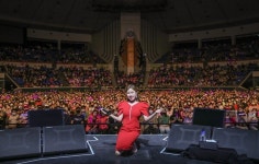 송가인 콘서트, 음향·선곡·무대장치 만점…호응도까지 퍼펙트