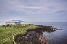 호텔업계, 와인·칵테일·아트케이크 등 특별패키지 출시