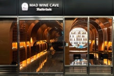 매드포갈릭, 동굴 와인저장고 콘셉트 매드와인케이브 오픈