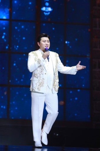 김호중, 전국투어 콘서트 '아리스트라' 6개 도시 성료...10만 관객 동원