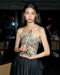 정호연, GQ GCAs 수상…팀 쿡·요지 야마모토 나란히