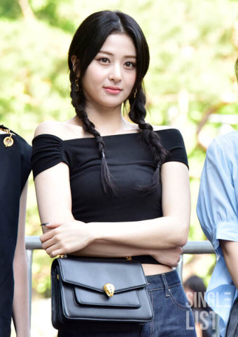 [포토] 르세라핌 허윤진 '청초함의 결정체'