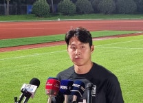이강인, 바레인전 선발 출격…황선홍호 선발명단 전면교체