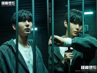 빅스 레오,  연극 테베랜드 막공 성료! 1인2역 완벽 소화