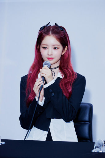 '월드투어' 아이브, 트리플 신곡 기대감 UP→독보적인 아이돌 원탑 매력 발산