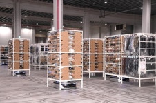 자라, 물류센터 무인운반로봇 도입…적재 효율성 20% Up