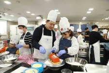 파리바게뜨, 이 시대의 영웅 소방관 위한 응원 캠페인