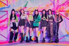 빌리, 데뷔 2주년...미스틱스토리 첫 걸그룹→글로벌 대세 도약