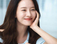 송지효, 만남의 집 태저 役 확정...2024년 1월 크랭크인