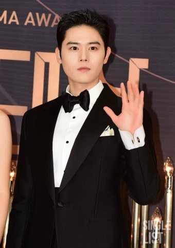 '고려거란전쟁' 김동준, '연기대상' 최우수상·베스트커플상 '2관왕'