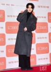 [포토] 스트레이키즈 현진 러블리 코트룩 비주얼 눈길