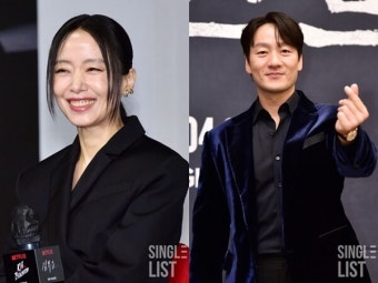 전도연, 연극 '벚꽃동산' 출연...LG아트센터서 박해수와 호흡
