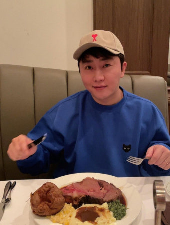 홍진호, '10살 연하 여자친구' 3월 결혼식