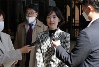 복수혈전? 조국혁신당, '檢 해임' 박은정·차규근 영입→이규원 초읽기