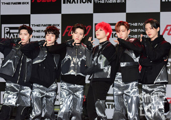 [포토] 더뉴식스, 천준혁 합류 '완전체'로 9개월 만에 컴백