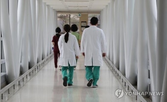 의협회장 후보들, 강경모드 