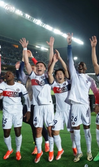 이강인 교체출전...PSG, 바르셀로나 꺾고 UCL 4강 진출