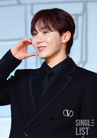 [포토] 세븐틴 승관 '볼수록 빠져드네'