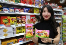 MZ 펀슈머 잡는다 GS25, 식품·제약사와 이색상품 출시