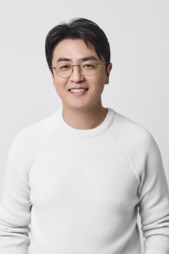 KBS 전 아나운서 최동석, 스토리앤플러스와 전속계약
