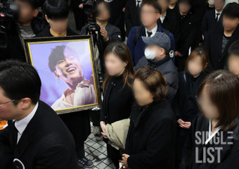 [포토] 故휘성 발인, 생각하지 못 한 이별