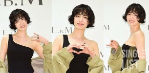 [포토] 나나 '시선 올킬 원숄더 블랙 탑'